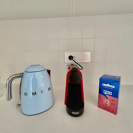 Happy Family In Centro Limone *