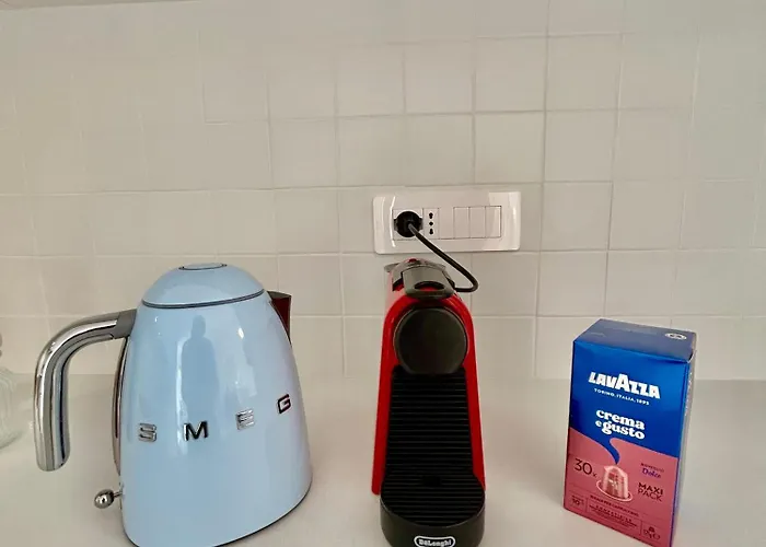 Happy Family In Centro Limone *